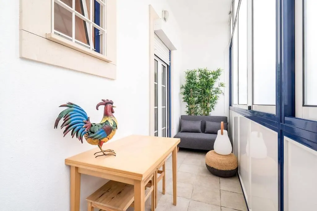 Beautiful Apartment Near The Center Of Lisbon